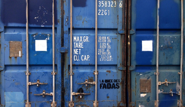 Kontener jako pancerz rosyjskiego czołgu